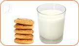 Oatmeal Cookies and Milk for Overcoming Sleep Disorders